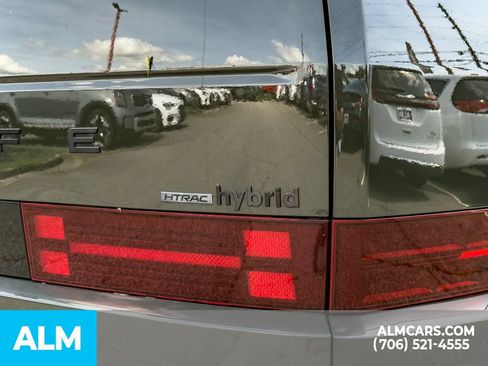 Used 2025 Hyundai Santa Fe Calligraphy AWD/4WD image 6