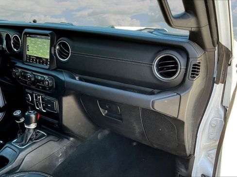 Used 2022 Jeep Wrangler Unlimited Sahara 4xe image 28