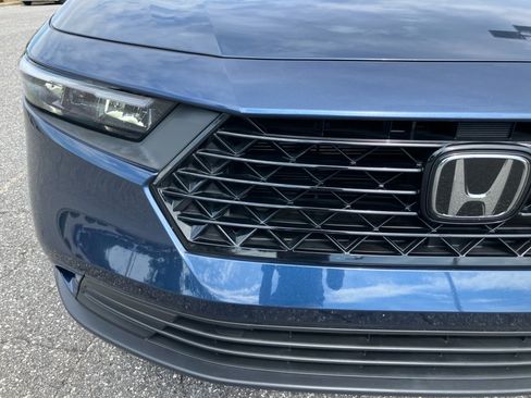 Certified 2024 Honda Accord EX image 28