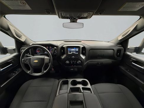 Used 2023 Chevrolet Silverado 2500 Custom w/ Infotainment Package AWD/4WD image 15