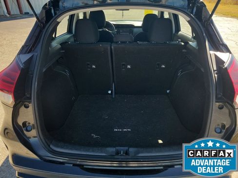 Used 2021 Nissan Kicks SV image 23