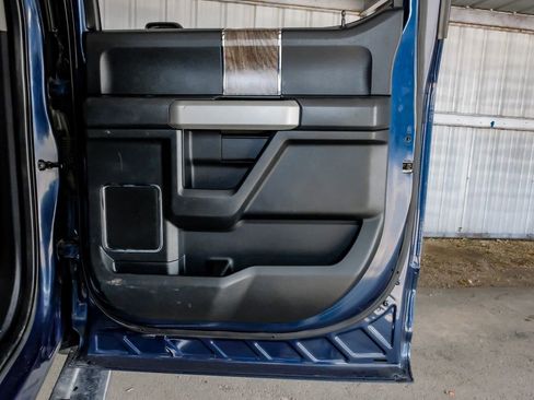 Used 2019 Ford F250 Lariat w/ Lariat Ultimate Package image 47