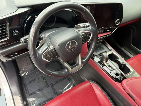 Used 2024 Lexus NX 250 FWD image 4
