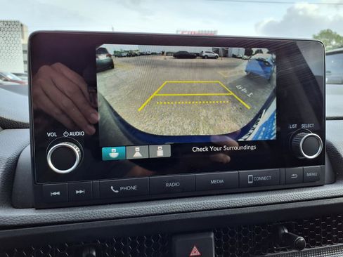 Used 2025 Honda CR-V LX image 5