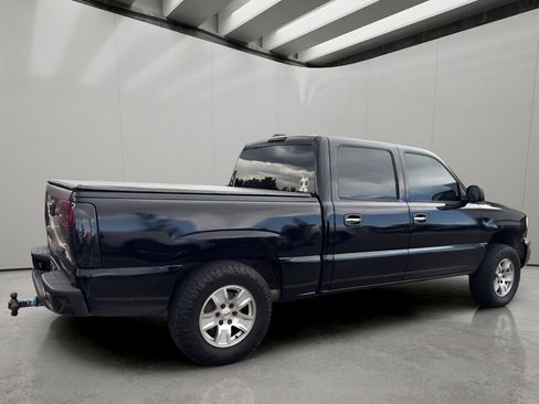 Used 2006 GMC Sierra 1500 SLE w/ Light Duty Power Package RWD image 6