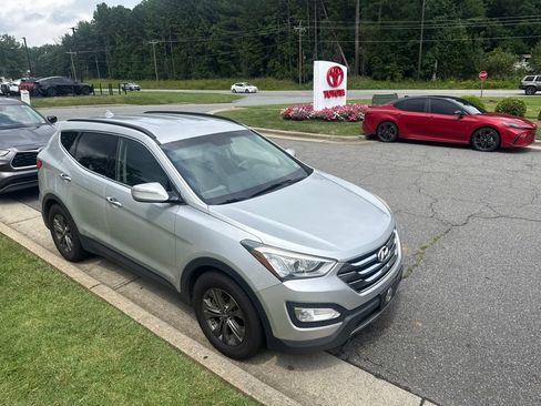 Used 2013 Hyundai Santa Fe Sport FWD image 5