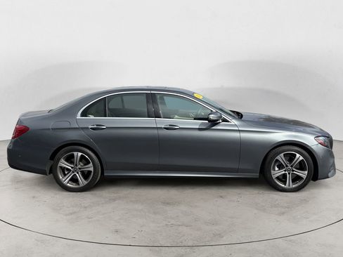 Used 2018 Mercedes-Benz E 300 4MATIC image 8