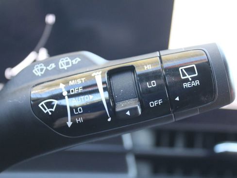 Certified 2023 Kia Sportage SX image 35