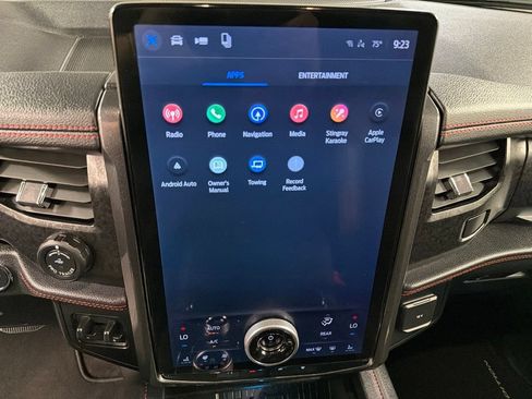 Certified 2023 Ford Expedition Limited AWD/4WD image 9