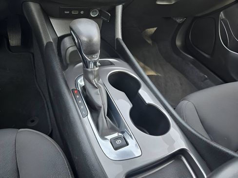Used 2023 Chevrolet Malibu LS FWD image 18