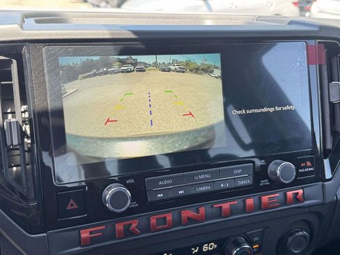 Certified 2025 Nissan Frontier PRO-4X AWD/4WD image 26