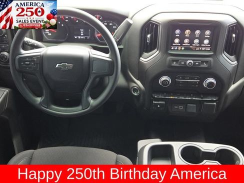 Used 2025 Chevrolet Silverado 1500 Custom Trail Boss w/ Turbomax Blackout Package AWD/4WD image 27