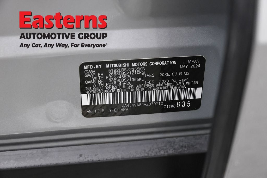 Used 2024 Mitsubishi Outlander SE AWD/4WD image 35
