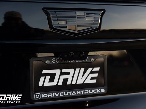 Used 2026 Cadillac Escalade Platinum Sport w/ LPO, ONYX Package image 12