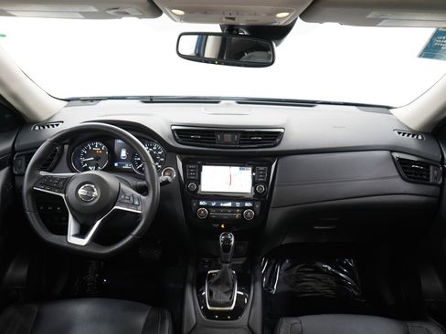 Used 2019 Nissan Rogue SL w/ Premium Package AWD/4WD image 13