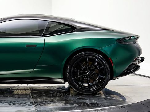 Used 2020 Aston Martin DB11 AMR RWD image 16