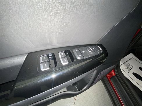 Used 2020 Kia Sportage EX w/ EX Technology Package image 13