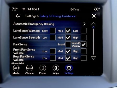 Used 2023 Chrysler 300 Touring w/ Safetytec Plus Group RWD image 29