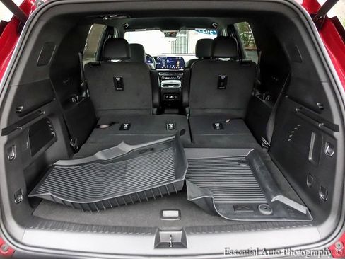 Used 2025 Chevrolet Traverse Z71 w/ Enhanced Driving Package AWD/4WD image 23