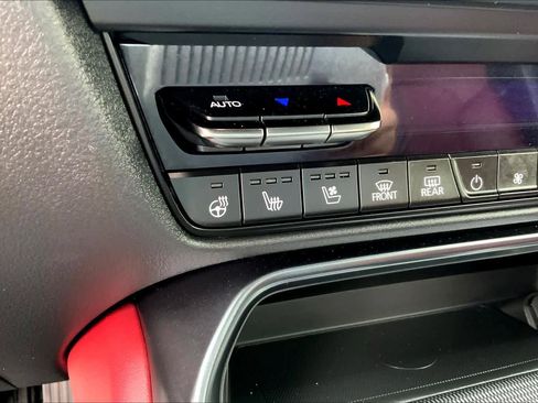 Used 2025 MAZDA CX-70 Plug-In Hybrid w/ Premium Plus image 31