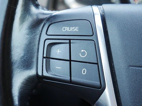 Used 2015 Volvo XC60 T5 w/ Climate Package AWD/4WD image 32