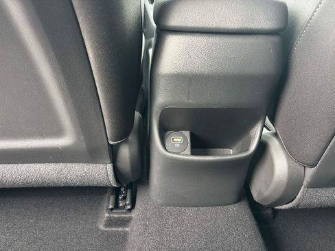 Certified 2023 Hyundai Kona SEL AWD/4WD image 10