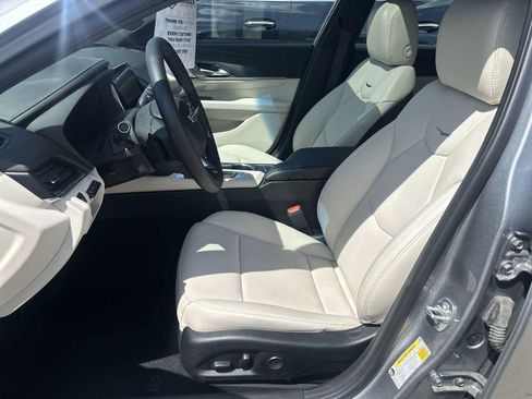 Certified 2025 Cadillac CT4 Premium Luxury AWD/4WD image 20