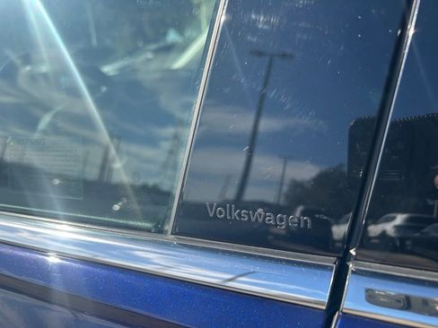 Used 2023 Volkswagen Tiguan SE image 28