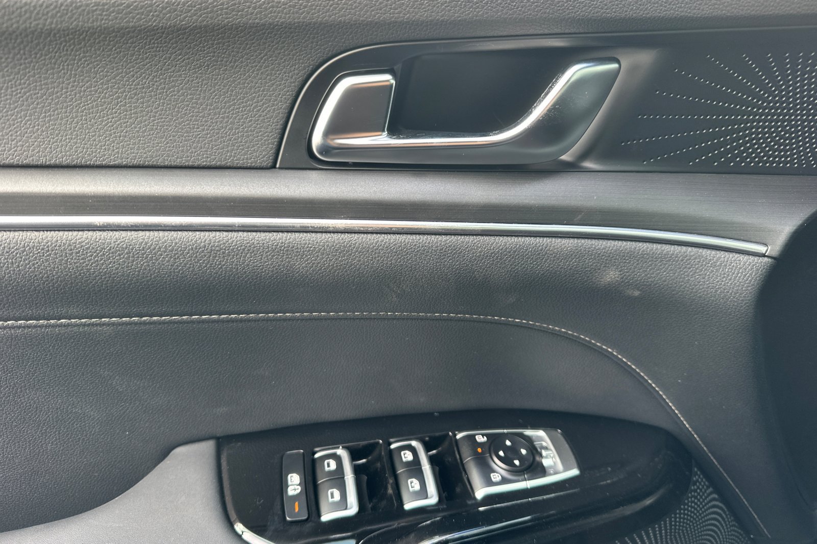 New 2027 Kia K5 GT-Line w/ GT-Line Premium Package FWD image 12