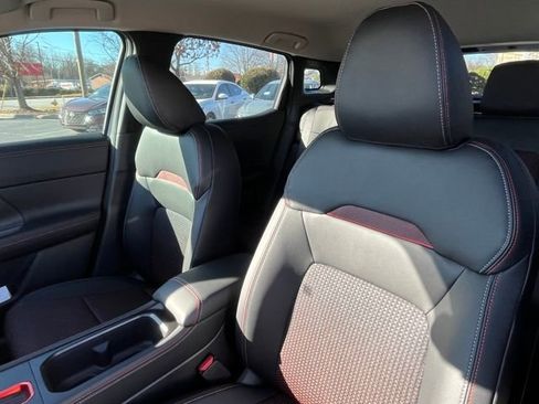 New 2026 Nissan Kicks SR w/ Cold Weather Package AWD/4WD image 12
