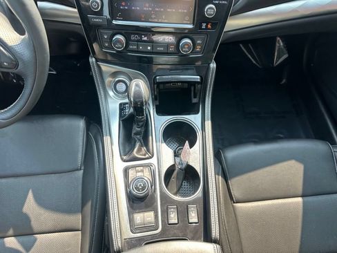Used 2019 Nissan Maxima 3.5 SL FWD image 27
