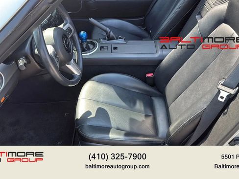 Used 2008 MAZDA MX-5 Miata Grand Touring w/ Premium Pkg image 17