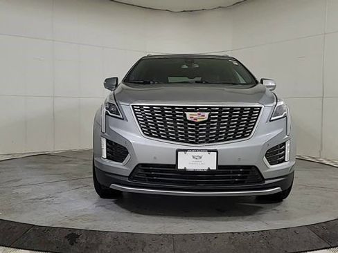 Certified 2025 Cadillac XT5 Premium Luxury image 3