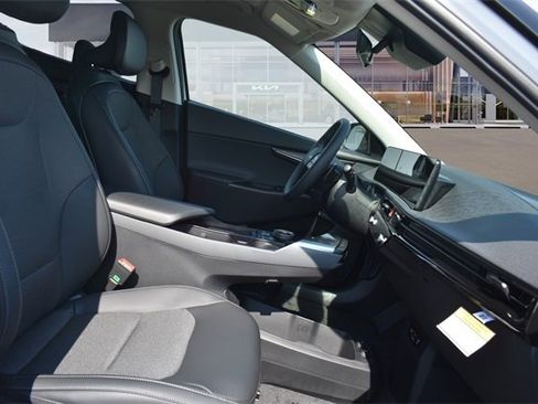 New 2025 Kia EV6 Light image 12