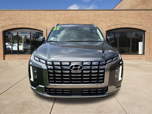 Certified 2025 Hyundai Palisade Calligraphy AWD/4WD image 9