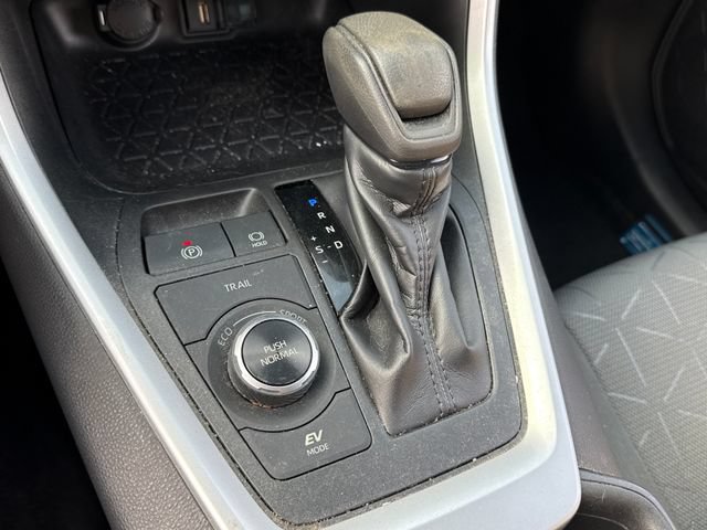 Used 2021 Toyota RAV4 XLE w/ Convenience Package AWD/4WD image 31