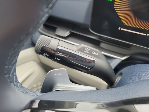 New 2026 Kia Carnival EX image 29