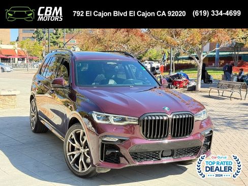 Used 2021 BMW X7 M50i image 1