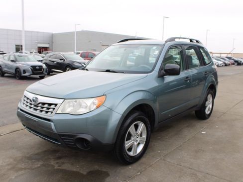 Used 2012 Subaru Forester 2.5X w/ Alloy Wheel Pkg image 3