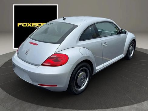 Used 2012 Volkswagen Beetle 2.5 FWD image 5