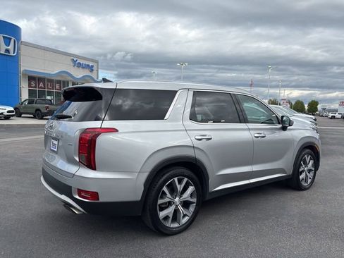 Used 2022 Hyundai Palisade SEL w/ 8P Bench Seat Package AWD/4WD image 3