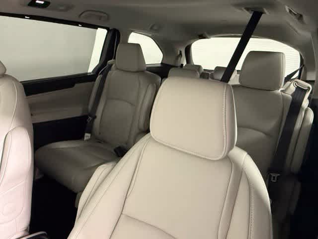 New 2027 Honda Odyssey EX-L image 35