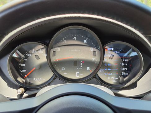 Certified 2020 Porsche 718 Cayman RWD image 10