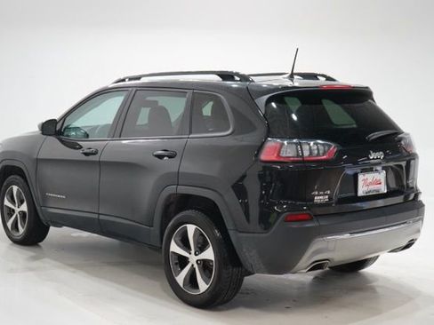 Used 2022 Jeep Cherokee Limited image 6