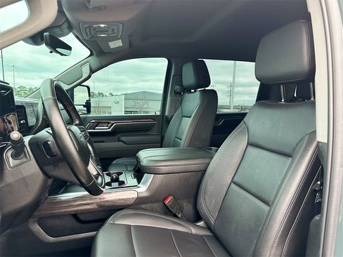 Used 2025 Chevrolet Silverado 2500 LTZ w/ Trail Boss Package image 8