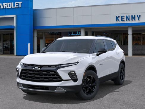 New 2026 Chevrolet Blazer LT w/ Convenience Package FWD image 6