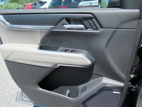 New 2026 GMC Acadia Elevation w/ Elevation Premium Package FWD image 20