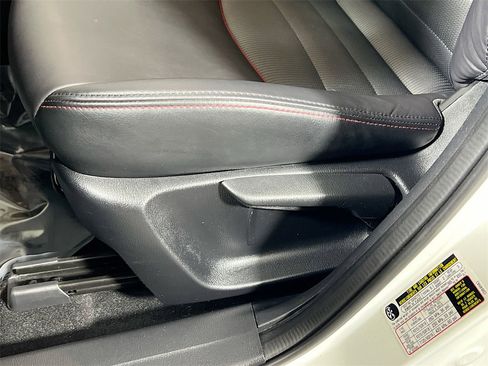 Used 2017 MAZDA CX-3 Touring image 17