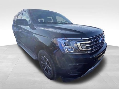 Used 2019 Ford Expedition Max XLT image 16