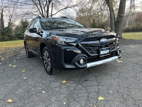 Certified 2023 Subaru Outback Limited image 2